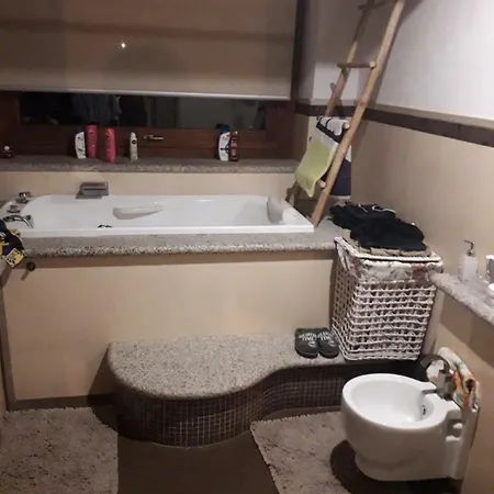 Thor Apartman Borgomanero